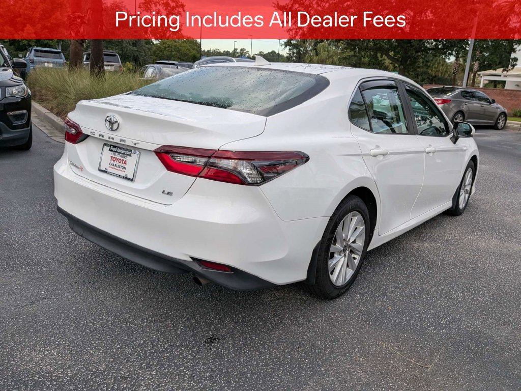 Used 2022 Toyota Camry LE FWD image 5