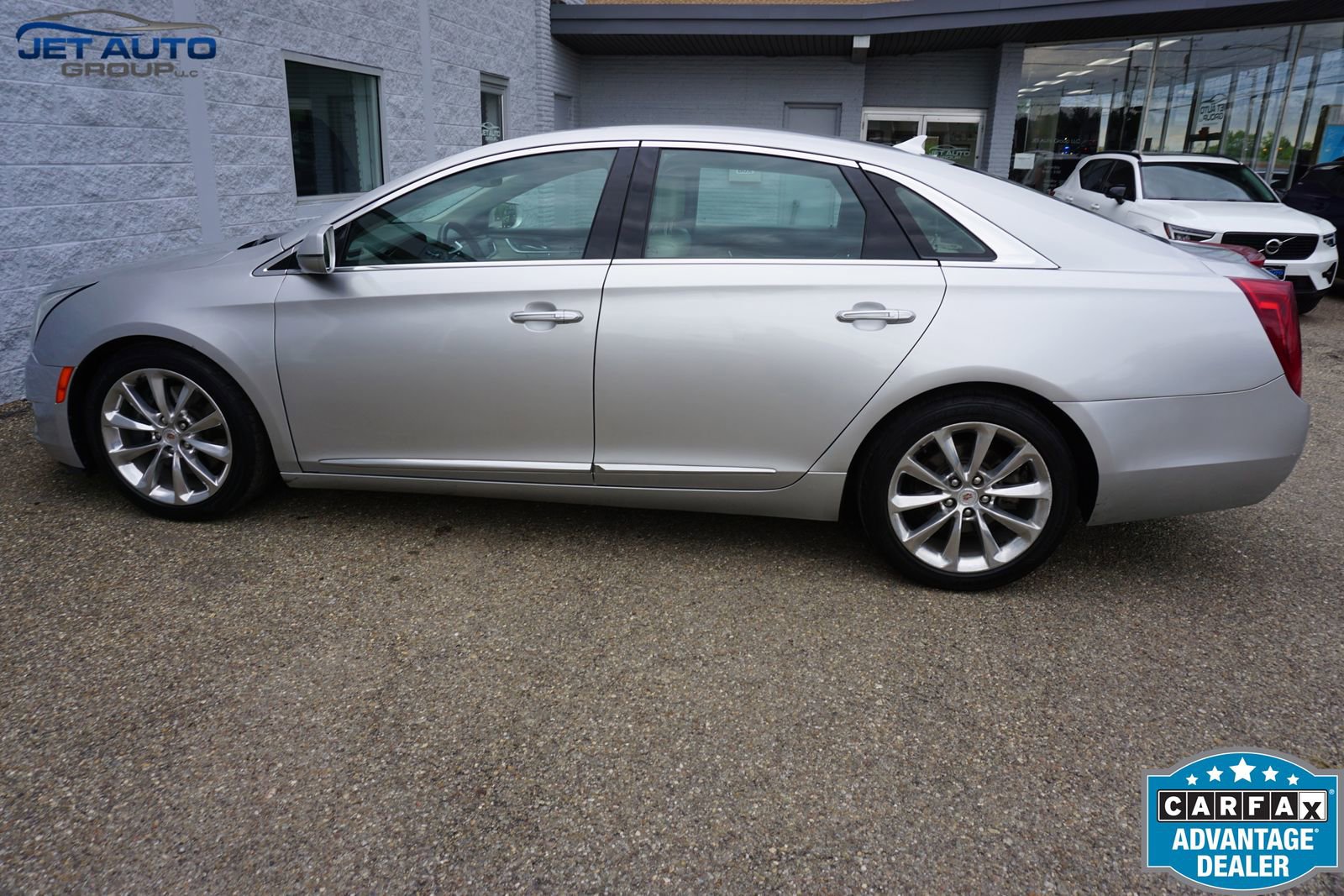 Used 2013 Cadillac XTS Luxury w/ Driver Awareness Package AWD/4WD image 13