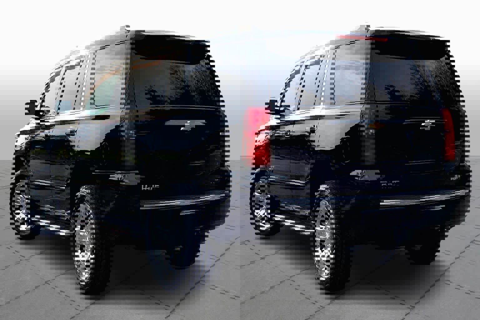 Used 2019 Chevrolet Tahoe Premier image 11