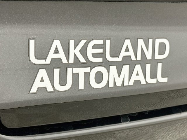 Used 2024 Cadillac XT4 Premium Luxury FWD image 29