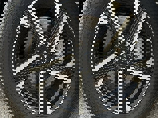 Used 2024 Nissan Sentra SV image 10