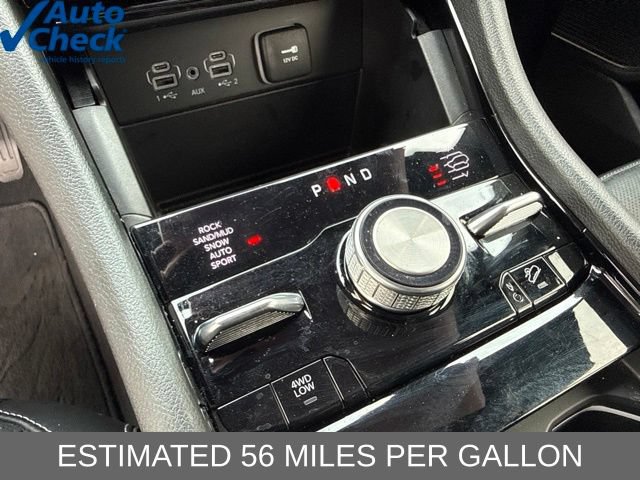 Used 2024 Jeep Grand Cherokee Overland w/ Trailer Tow Package AWD/4WD image 8