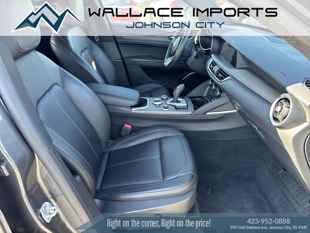 Used 2023 Alfa Romeo Stelvio Ti AWD/4WD image 41
