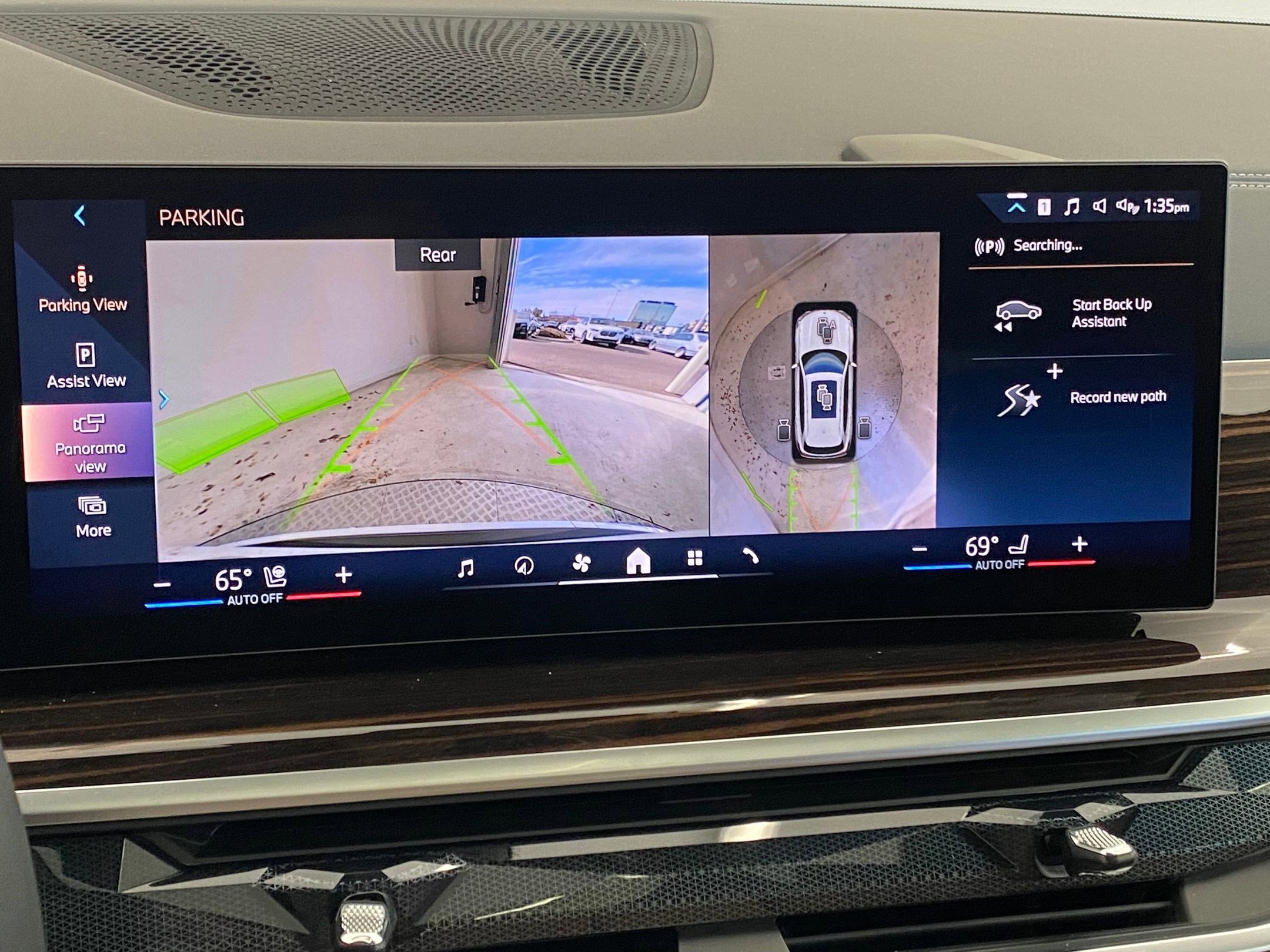 Used 2026 BMW X5 xDrive40i w/ Climate Comfort Package image 25