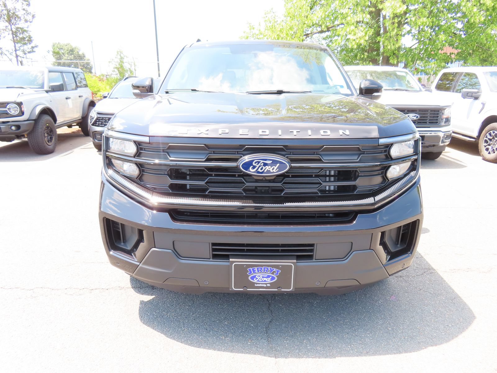 New 2026 Ford Expedition Max Active AWD/4WD image 2