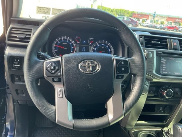 Used 2019 Toyota 4Runner SR5 Premium AWD/4WD image 3