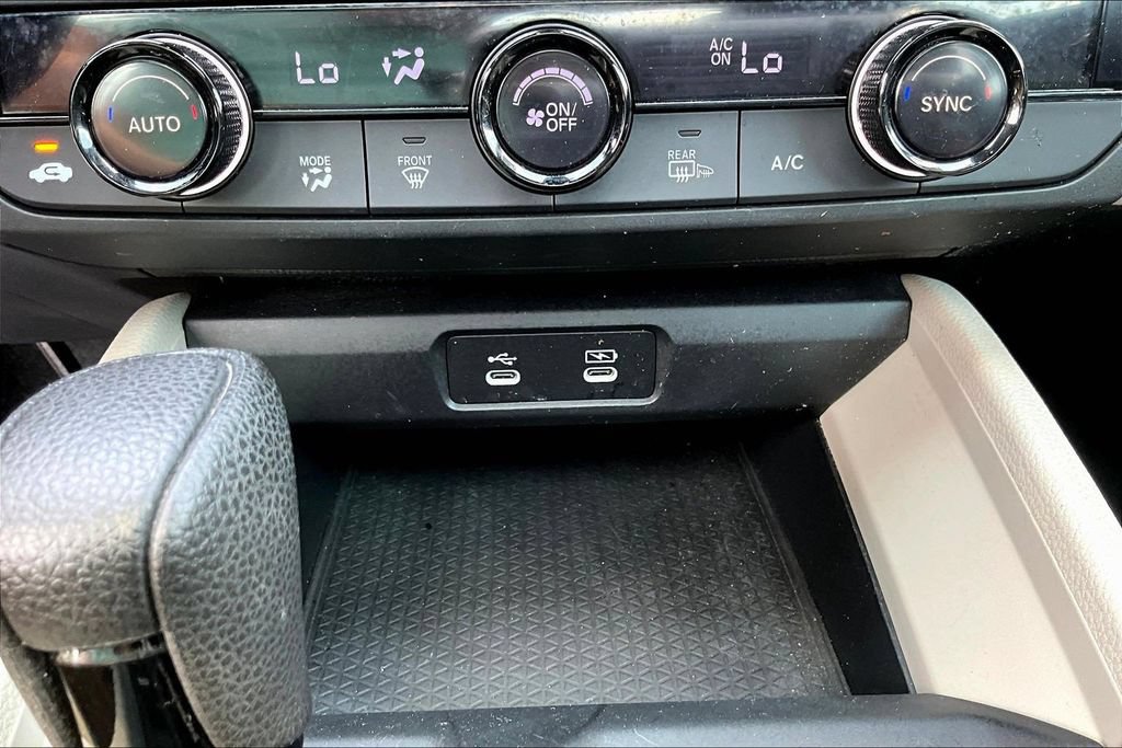Used 2023 Honda Accord EX image 17