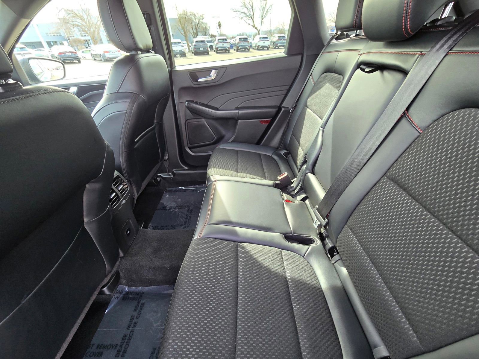 Used 2025 Ford Escape ST-Line image 10