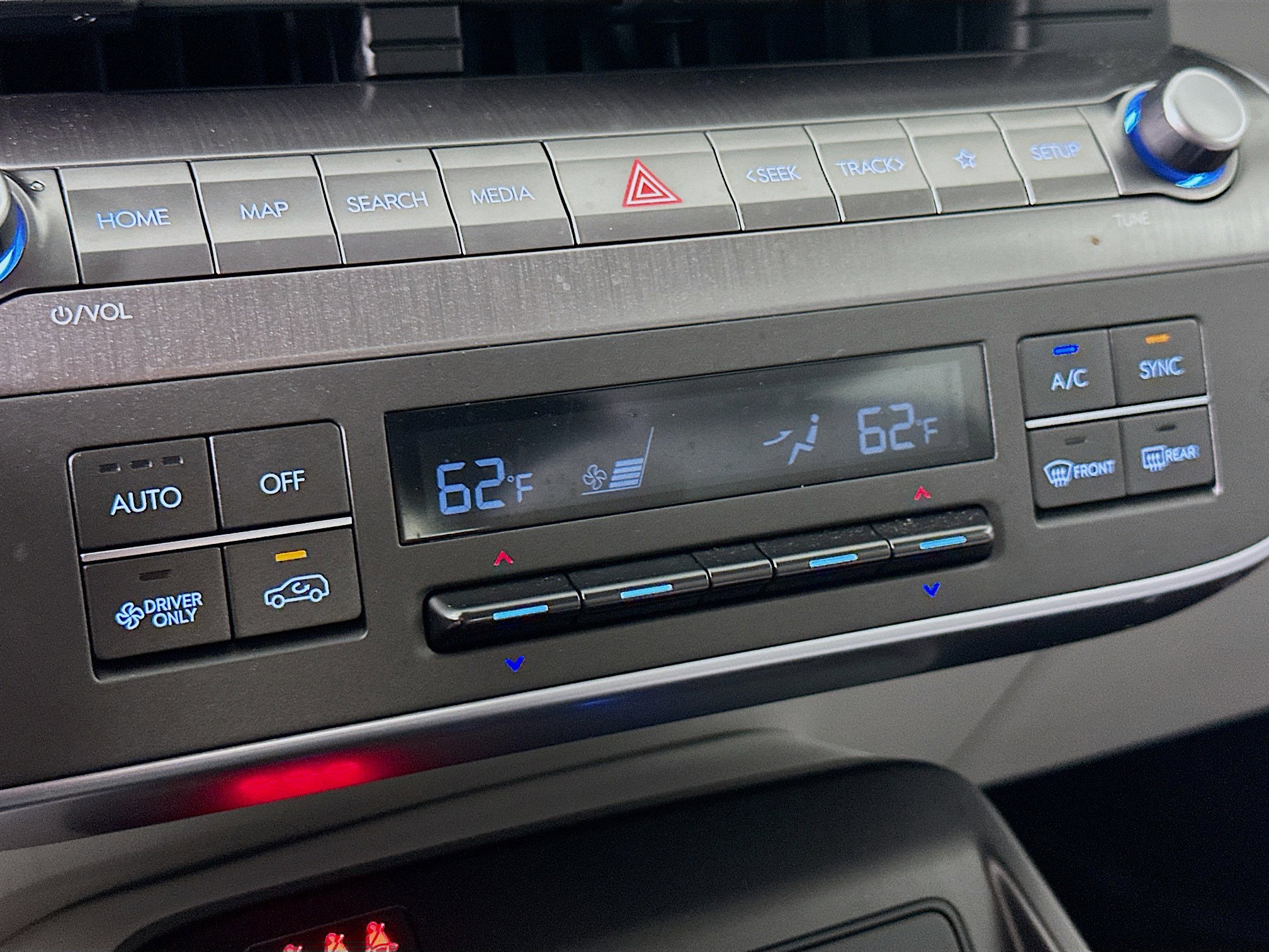 Used 2024 Hyundai Kona SEL FWD image 24