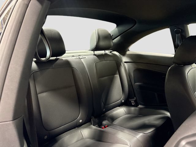 Used 2018 Volkswagen Beetle 2.0T S FWD image 17