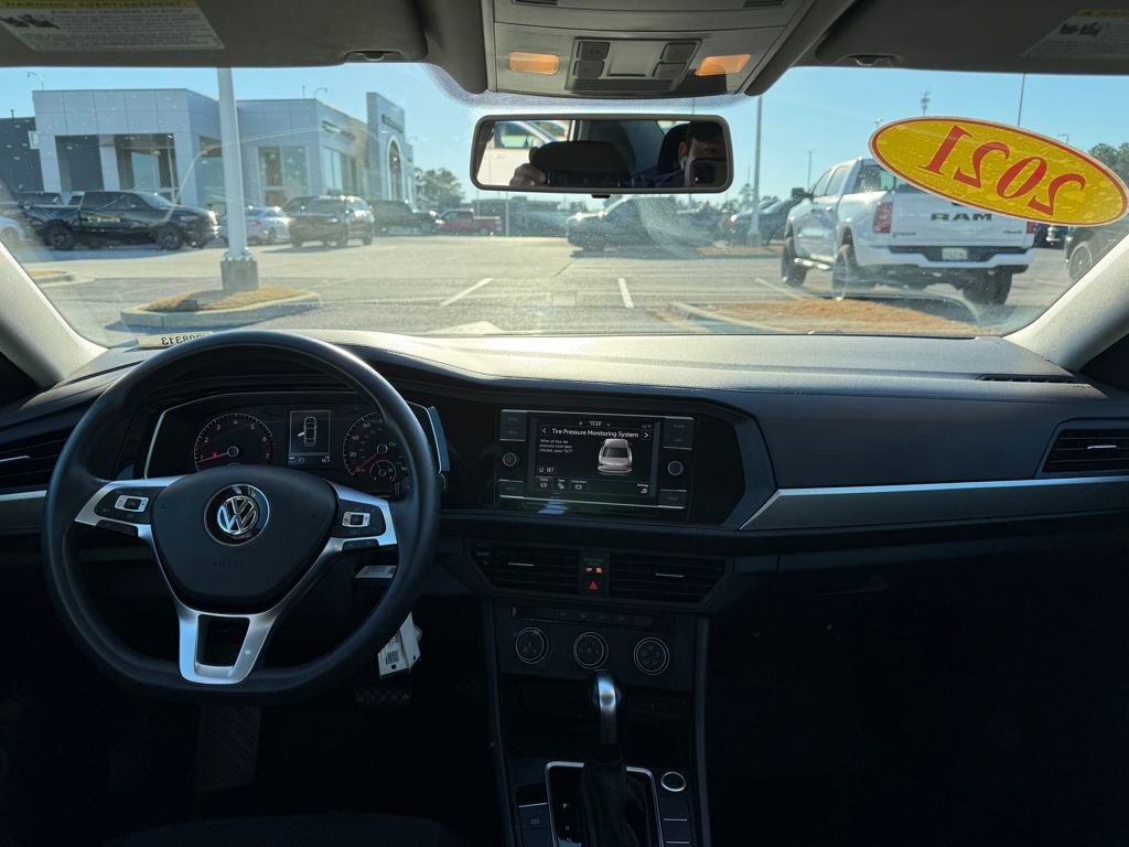 Used 2021 Volkswagen Jetta S image 12