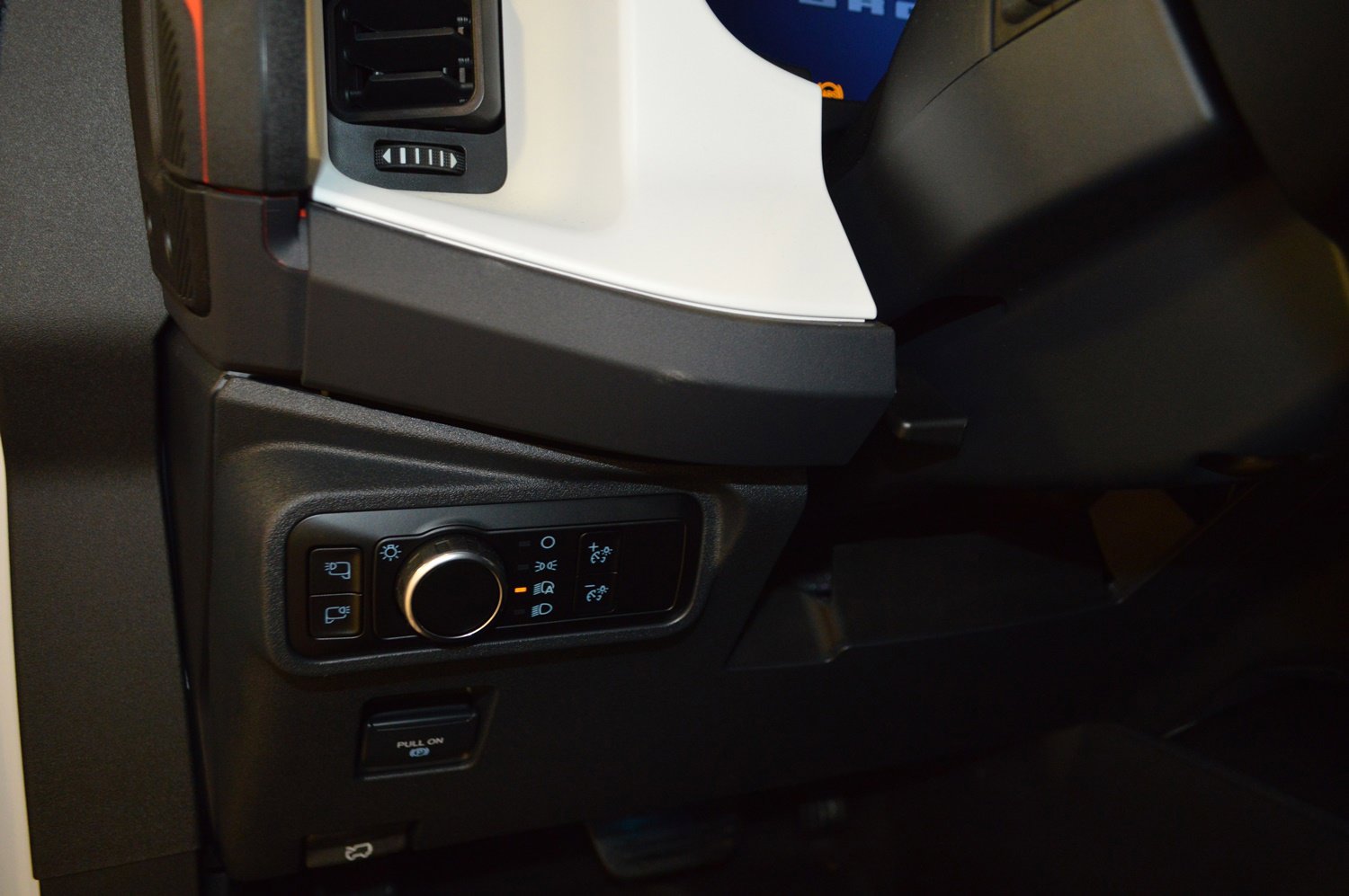 Used 2025 Ford Bronco Stroppe Edition image 15