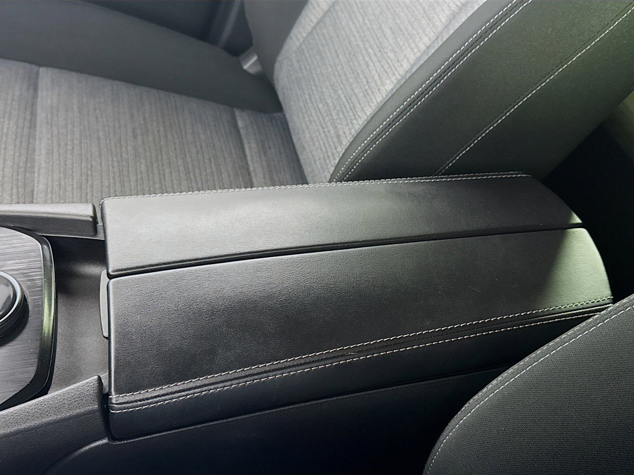 Used 2023 Nissan Rogue SV image 18