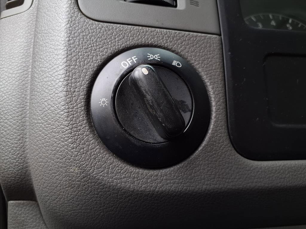 Used 2013 Nissan NV 2500 S w/ PWR Basic Package & Tow Pkg image 10