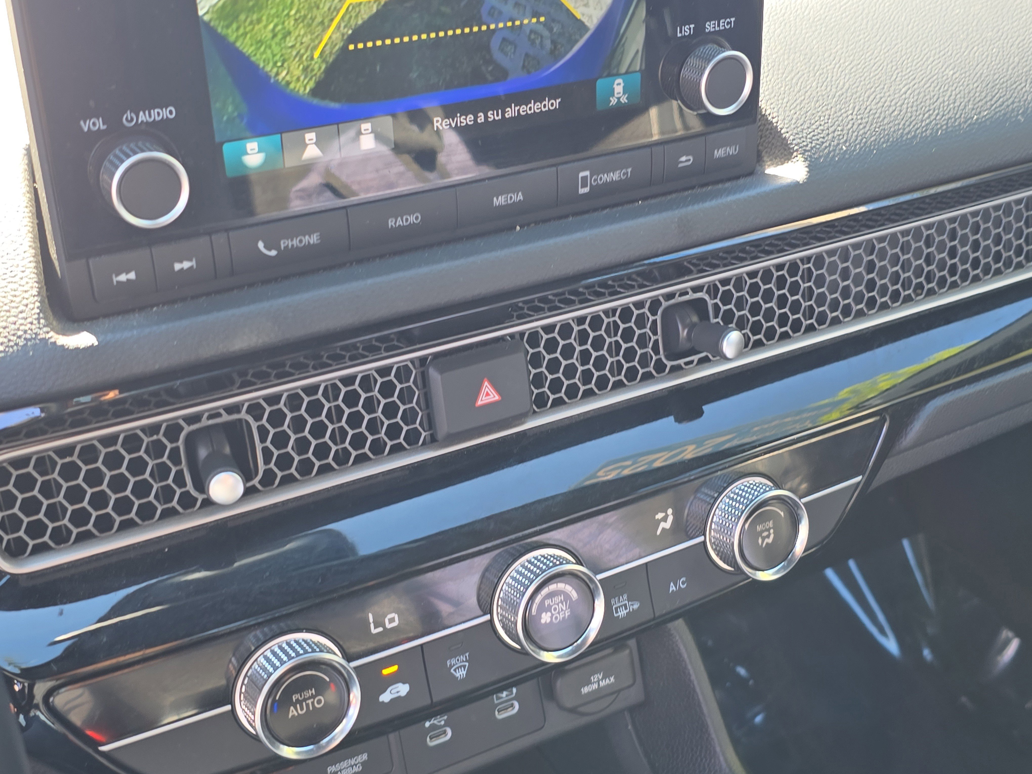 Certified 2025 Honda Civic Sport image 24