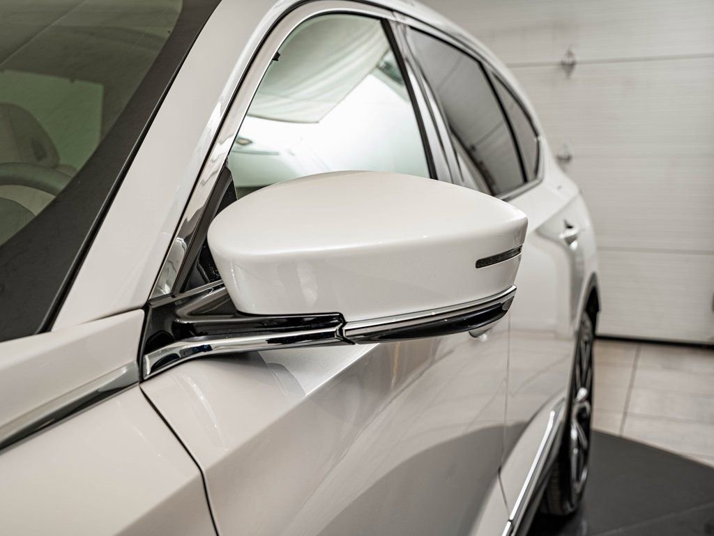 Certified 2023 Acura MDX SH-AWD w/ Technology Package image 15