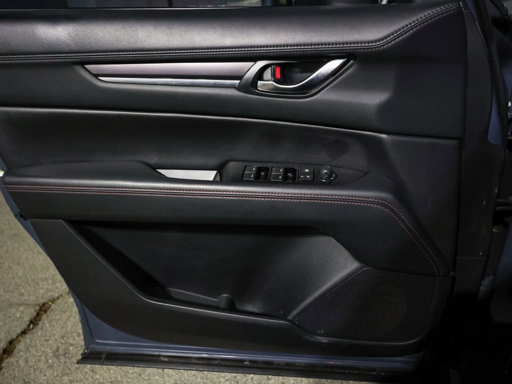 Used 2022 MAZDA CX-5 Carbon Edition image 23