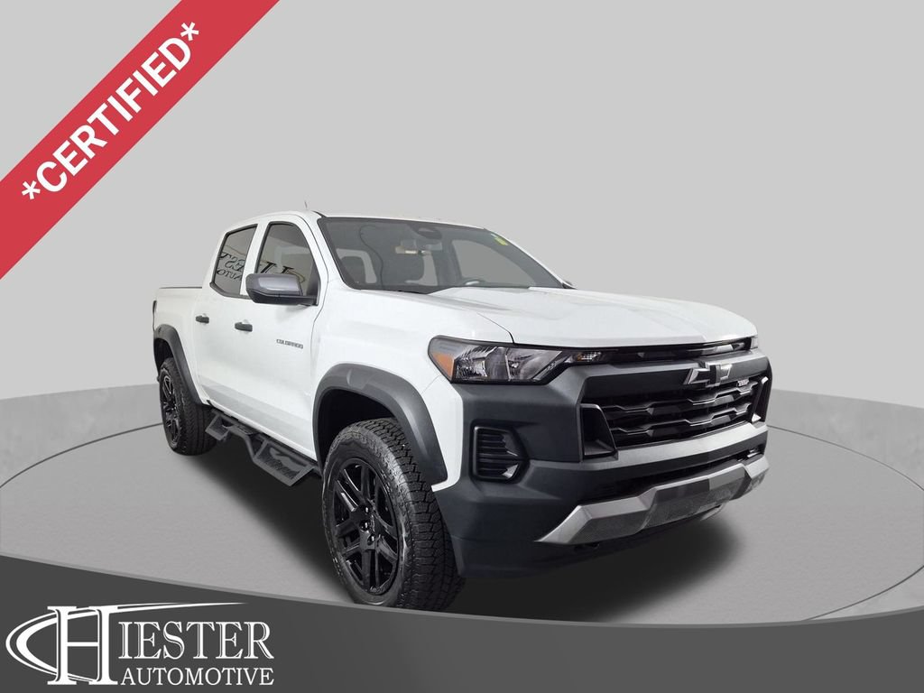 Certified 2025 Chevrolet Colorado Trail Boss AWD/4WD image 1