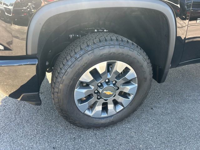 New 2026 Chevrolet Silverado 2500 Custom w/ Custom Value Package image 10