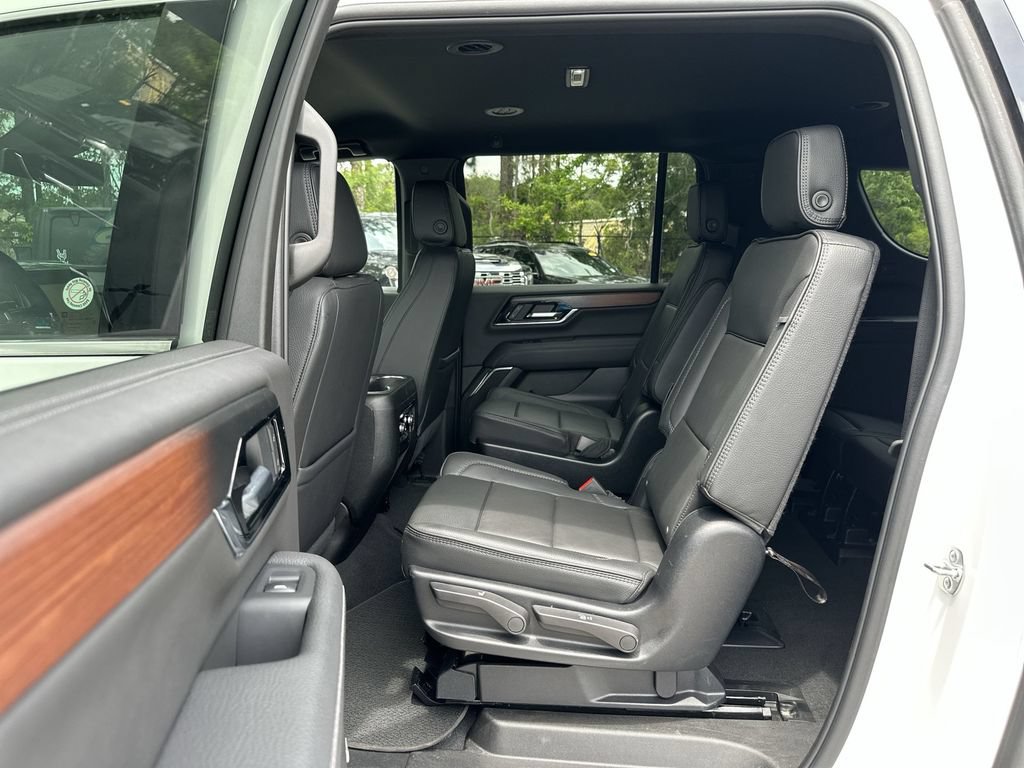 Certified 2025 GMC Yukon XL Denali AWD/4WD image 24