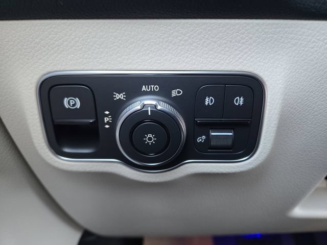 New 2026 Mercedes-Benz GLB 250 4MATIC image 20