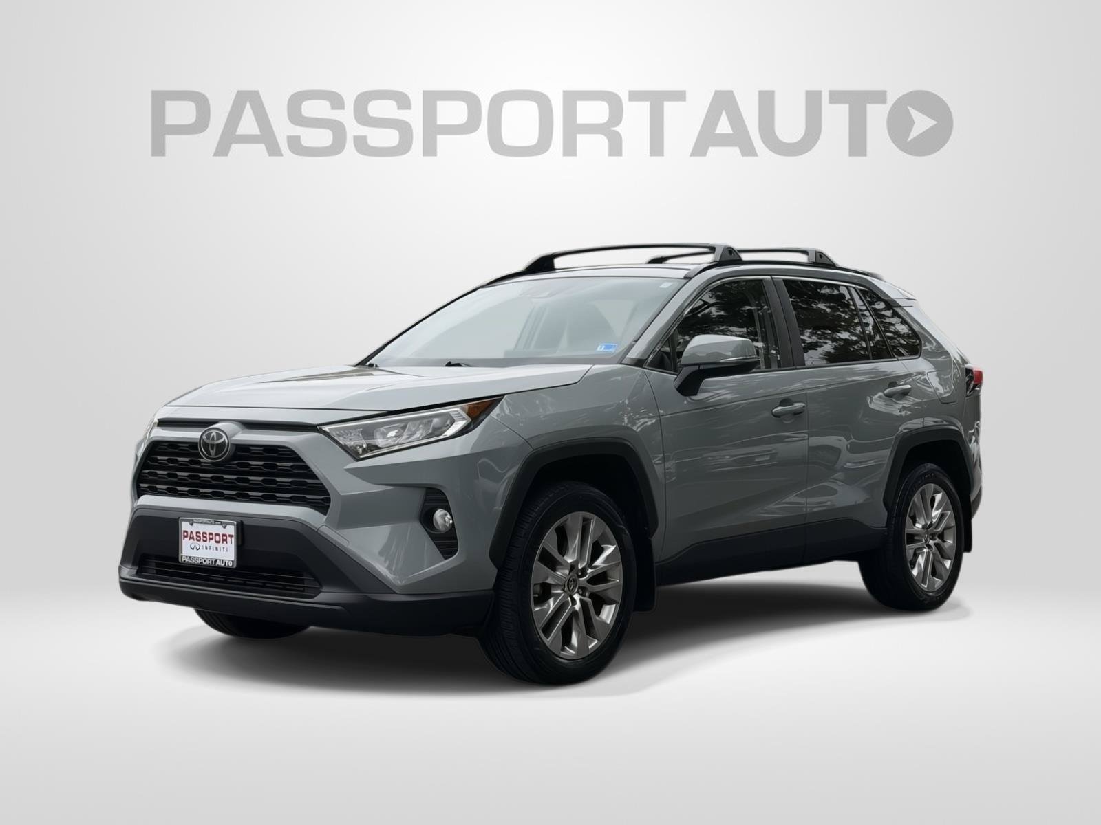 Used 2019 Toyota RAV4 XLE Premium w/ Cold Weather Package AWD/4WD image 1