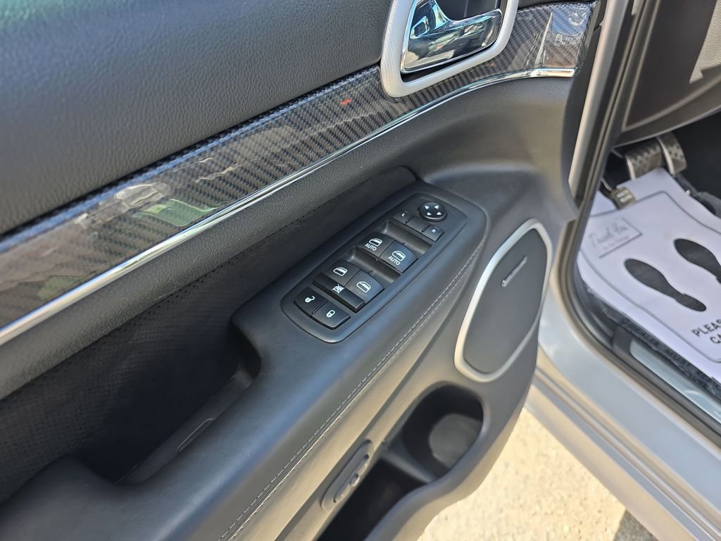 Used 2020 Jeep Grand Cherokee SRT AWD/4WD image 12