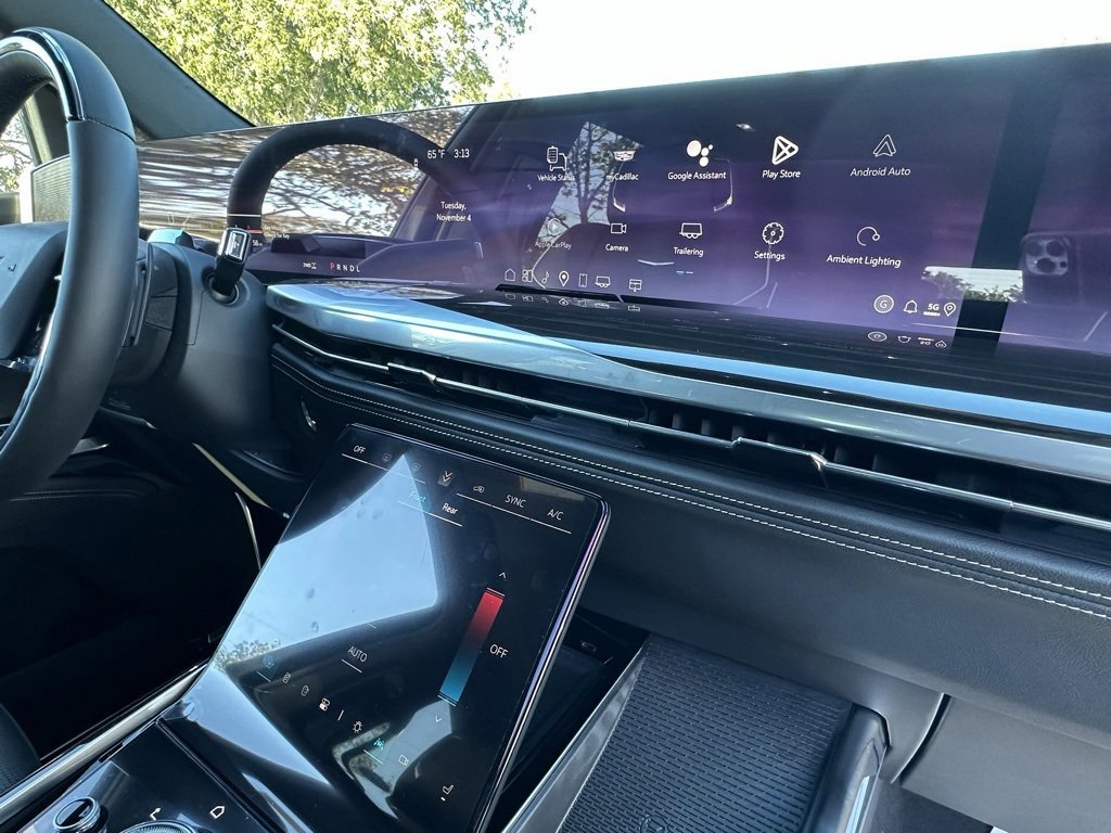 New 2026 Cadillac Escalade ESV Luxury w/ Touring Package image 13