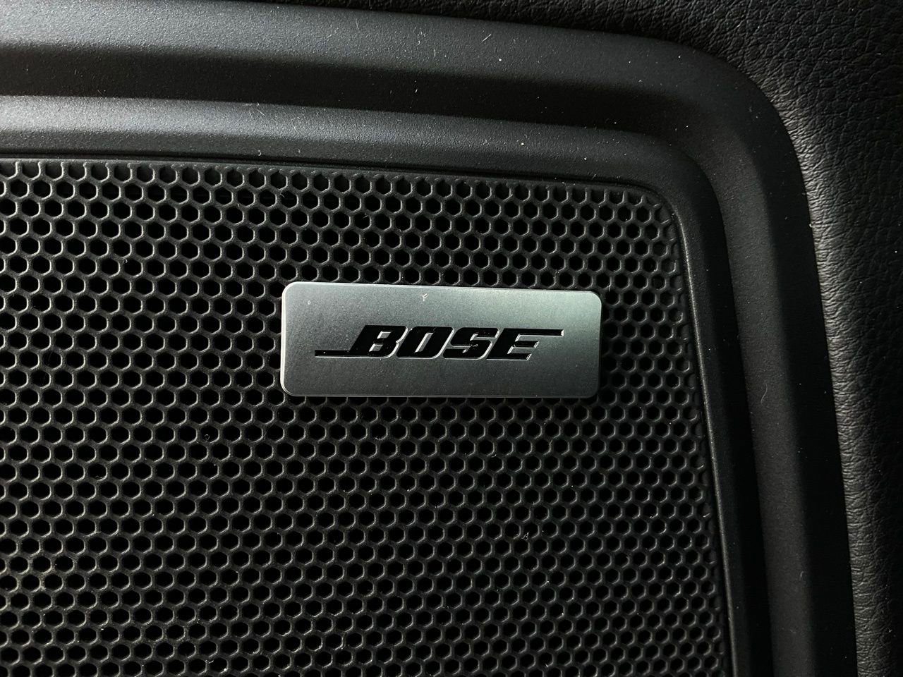 Used 2022 Porsche Macan S image 24