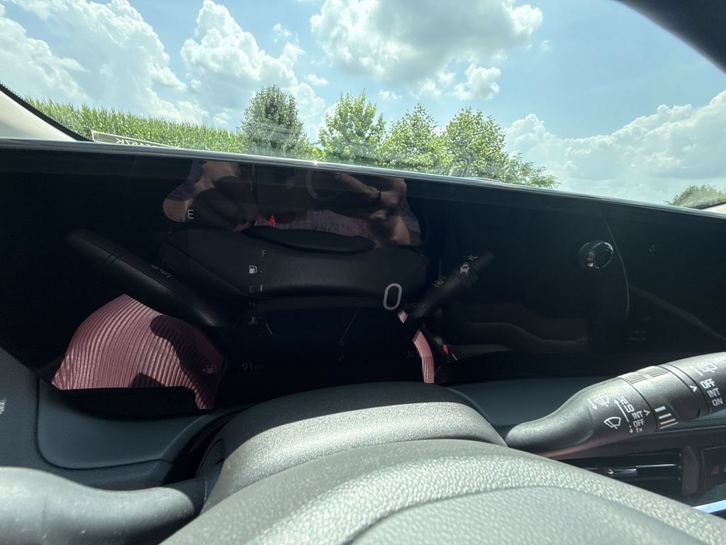 Certified 2024 Buick Encore GX Avenir FWD image 18