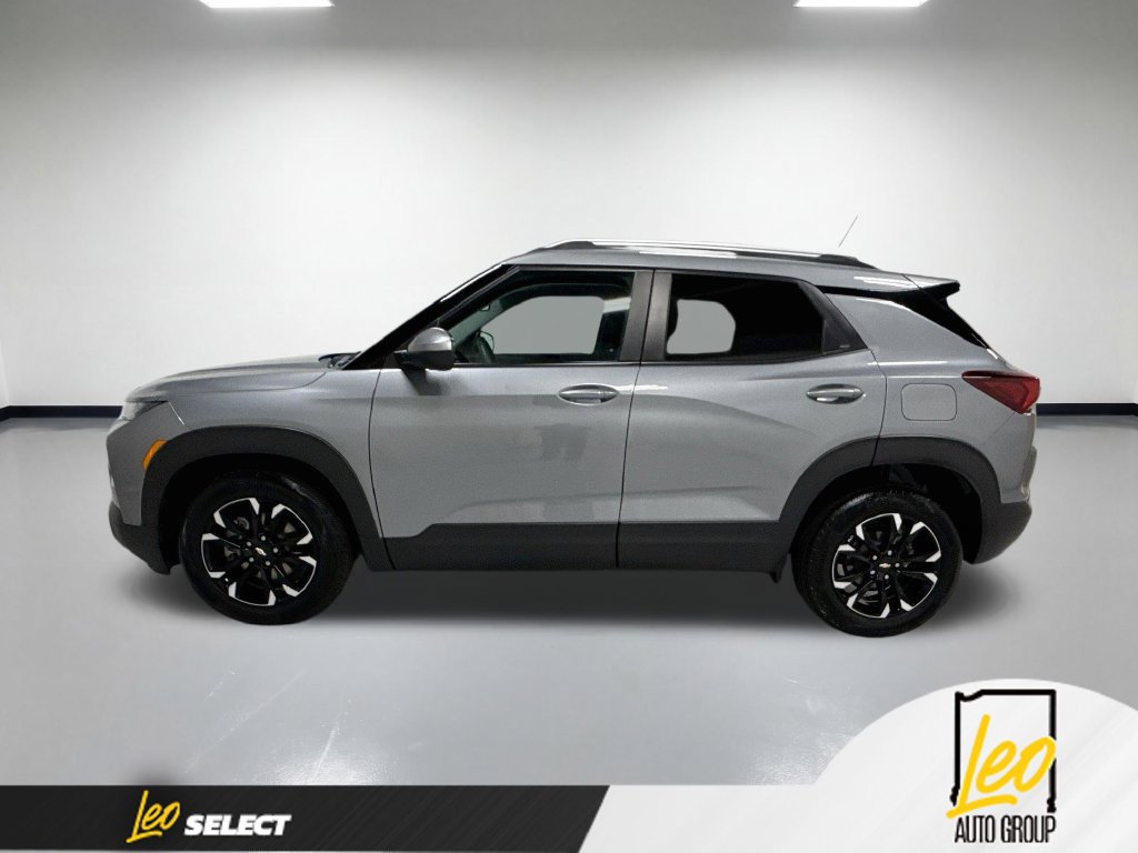 Used 2023 Chevrolet TrailBlazer LT w/ Convenience Package FWD image 11