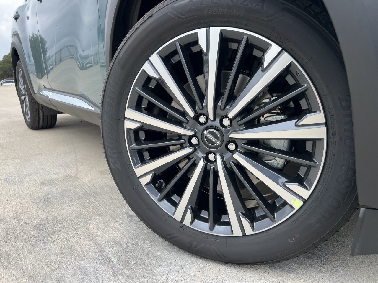New 2026 Nissan Pathfinder Platinum AWD/4WD image 6