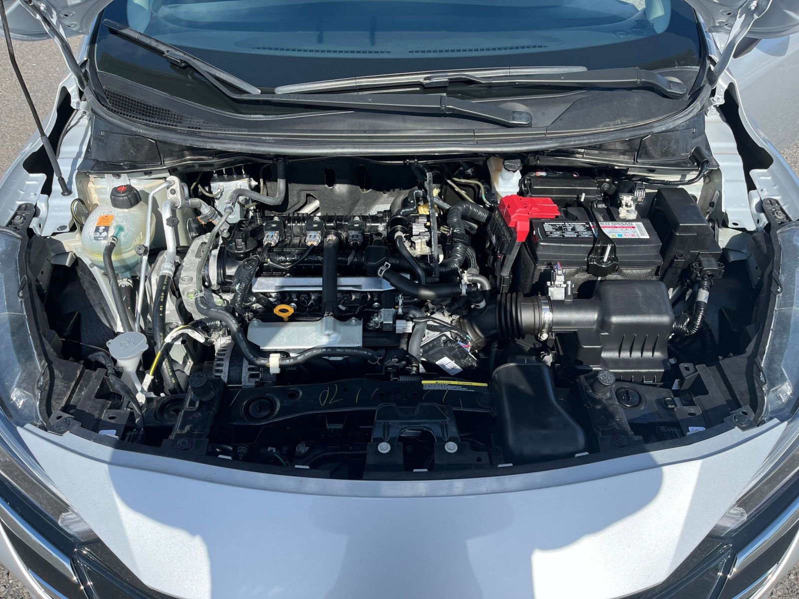 Used 2025 Nissan Versa SV FWD image 27