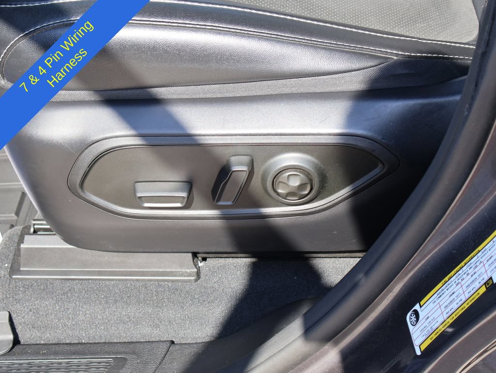 Used 2024 Jeep Grand Cherokee L Altitude AWD/4WD image 25