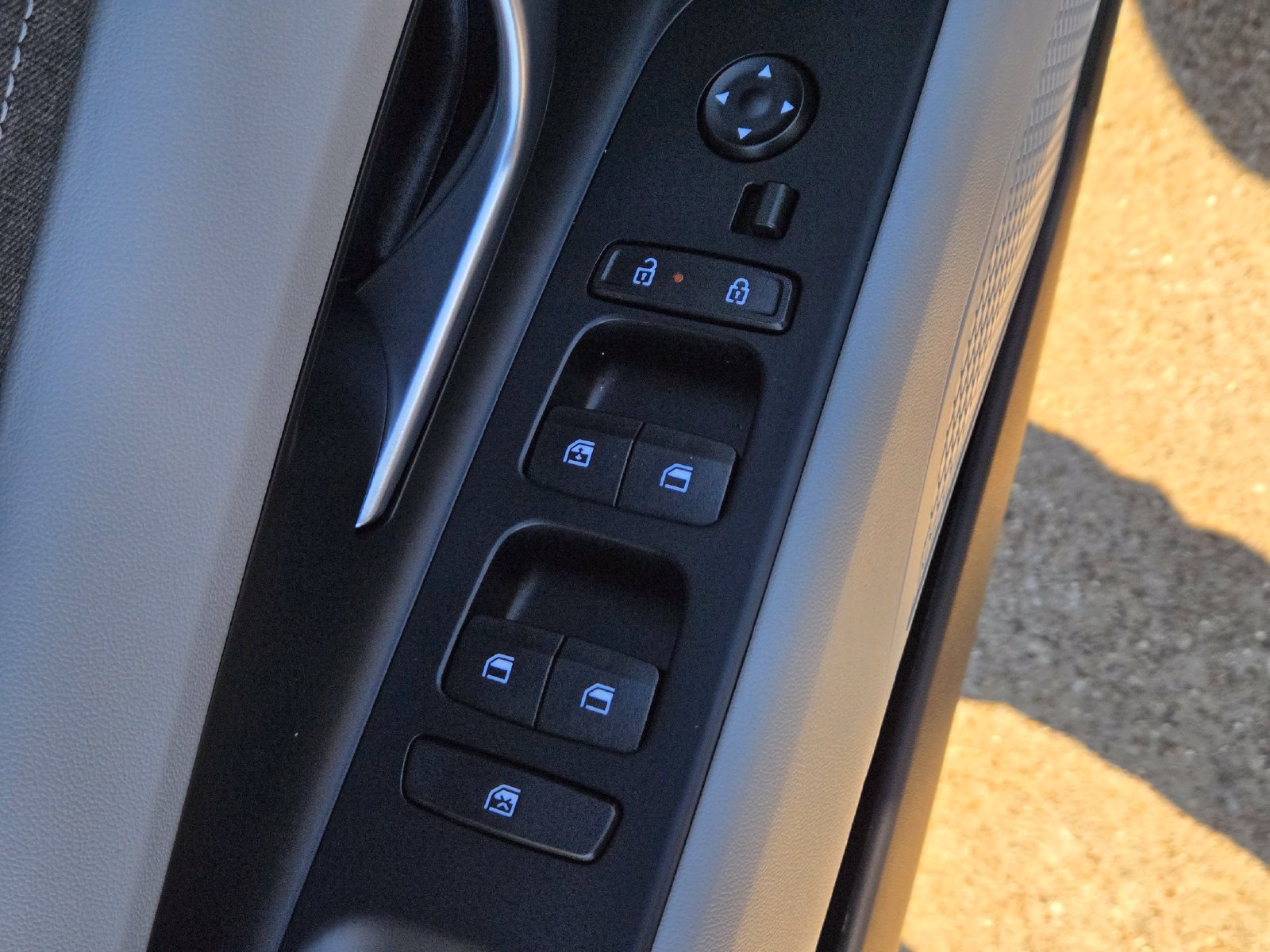 New 2026 Hyundai Elantra SEL Sport FWD image 20