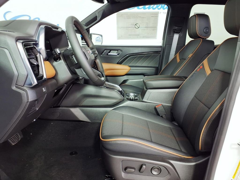 New 2026 GMC Canyon AT4 AWD/4WD image 8
