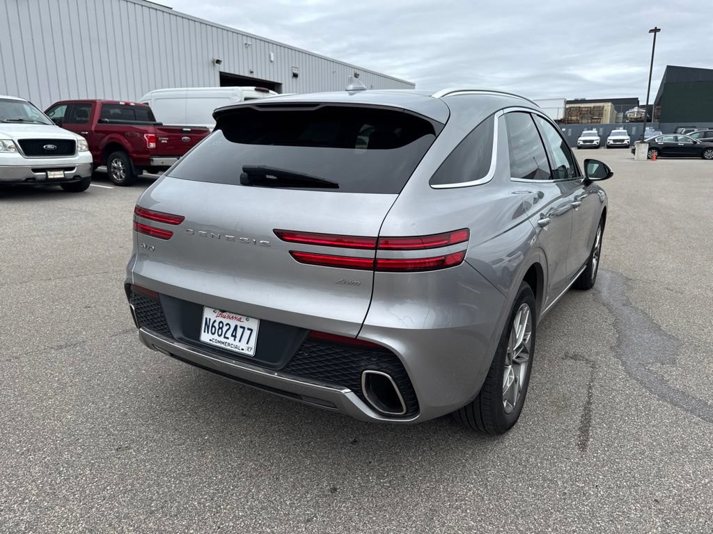 Used 2025 Genesis GV70 2.5T AWD/4WD image 5