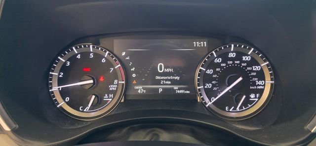 Used 2022 Toyota Highlander XLE image 17