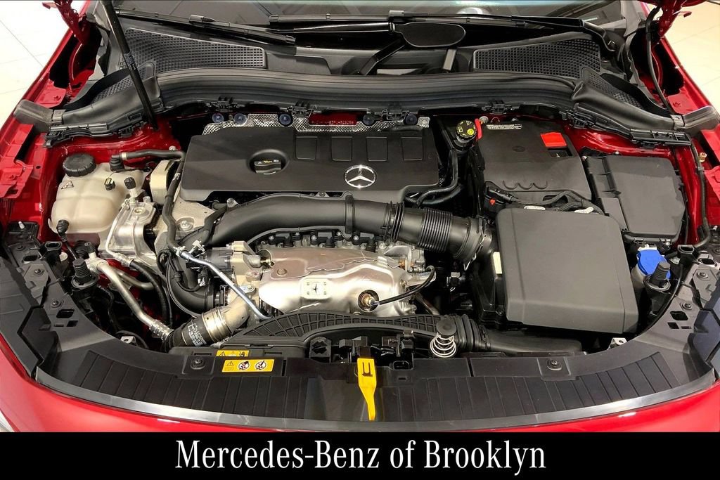 Certified 2023 Mercedes-Benz GLA 250 4MATIC image 32