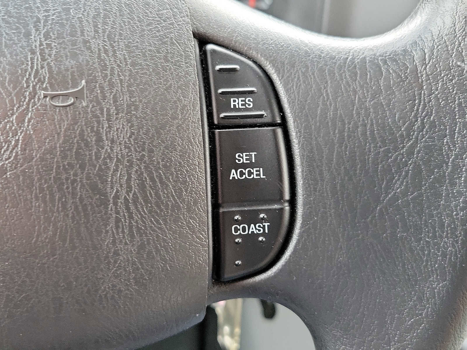 Used 2017 Ford E-350 and Econoline 350 Super Duty w/ Power Windows & Locks Group image 19