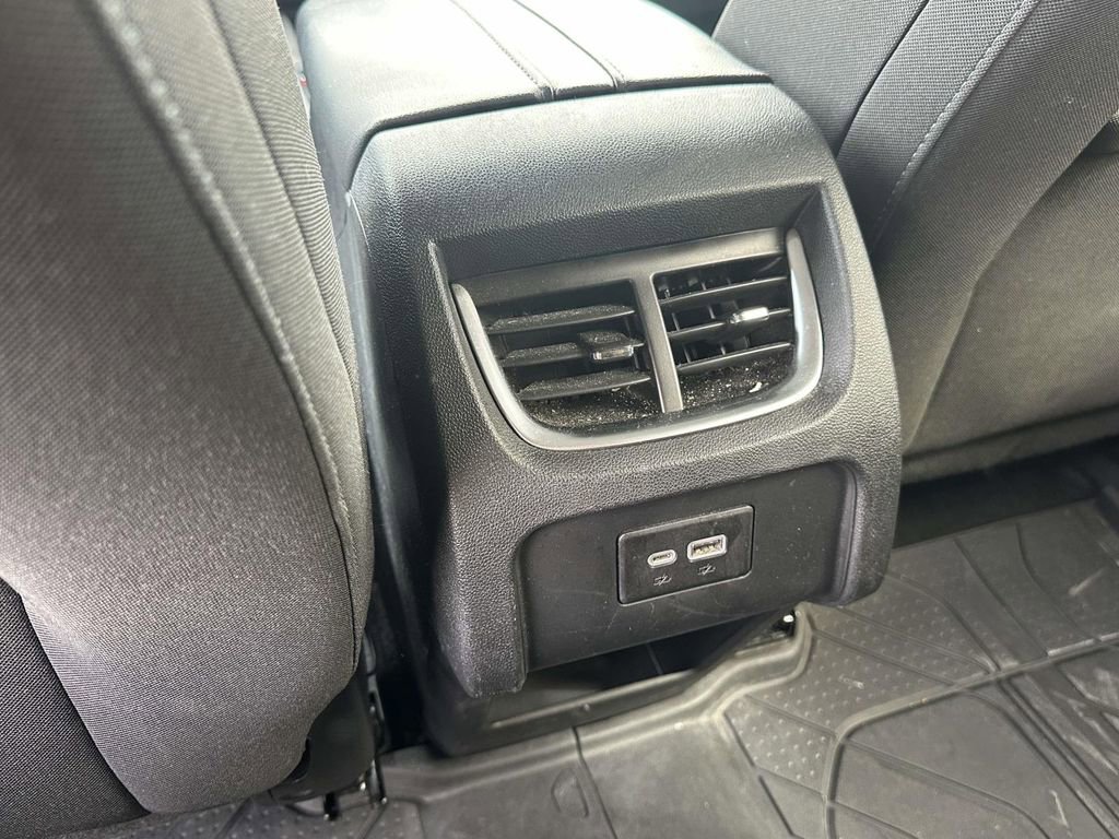Used 2021 Chevrolet Blazer LT FWD image 12