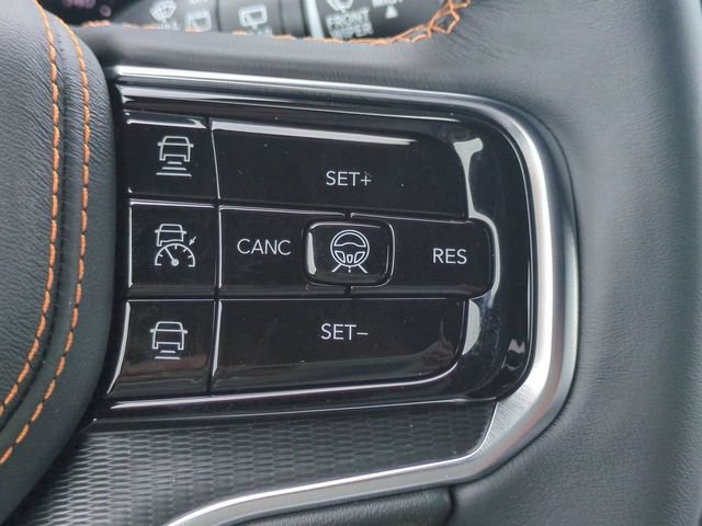New 2026 Jeep Grand Wagoneer Summit AWD/4WD image 27