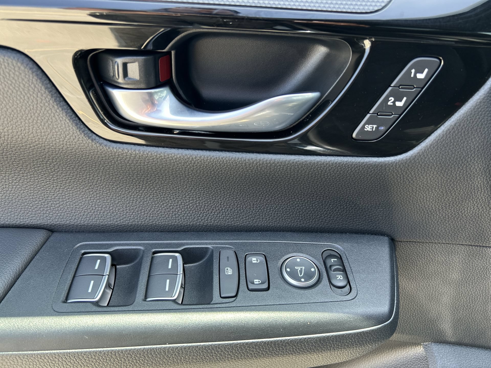 Certified 2026 Honda CR-V Sport Touring image 15
