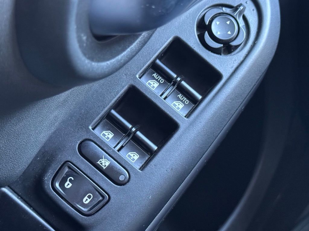 Used 2023 FIAT 500X Pop image 23