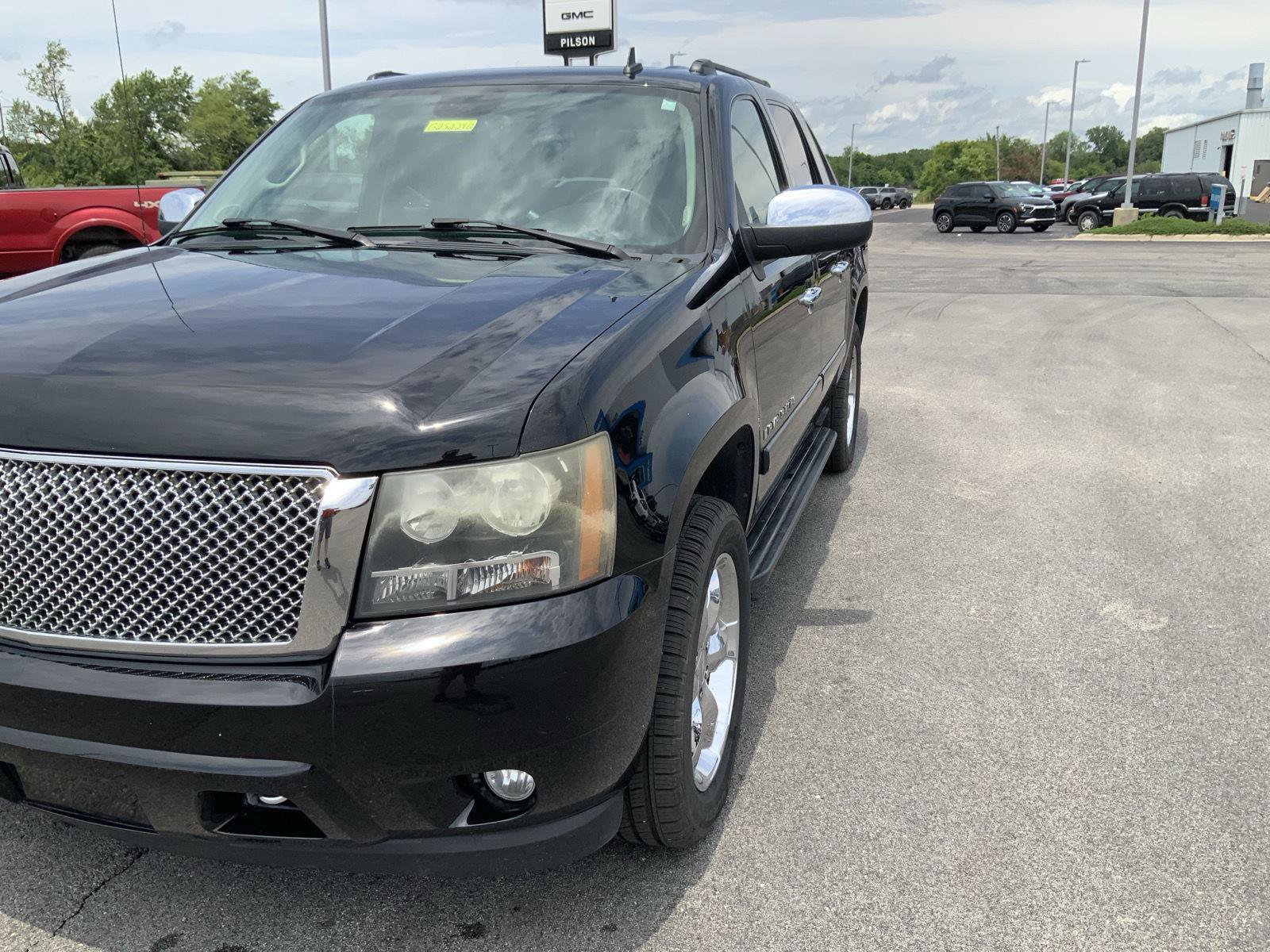 Used 2008 Chevrolet Avalanche LTZ w/ LTZ Preferred Equipment Group AWD/4WD image 14