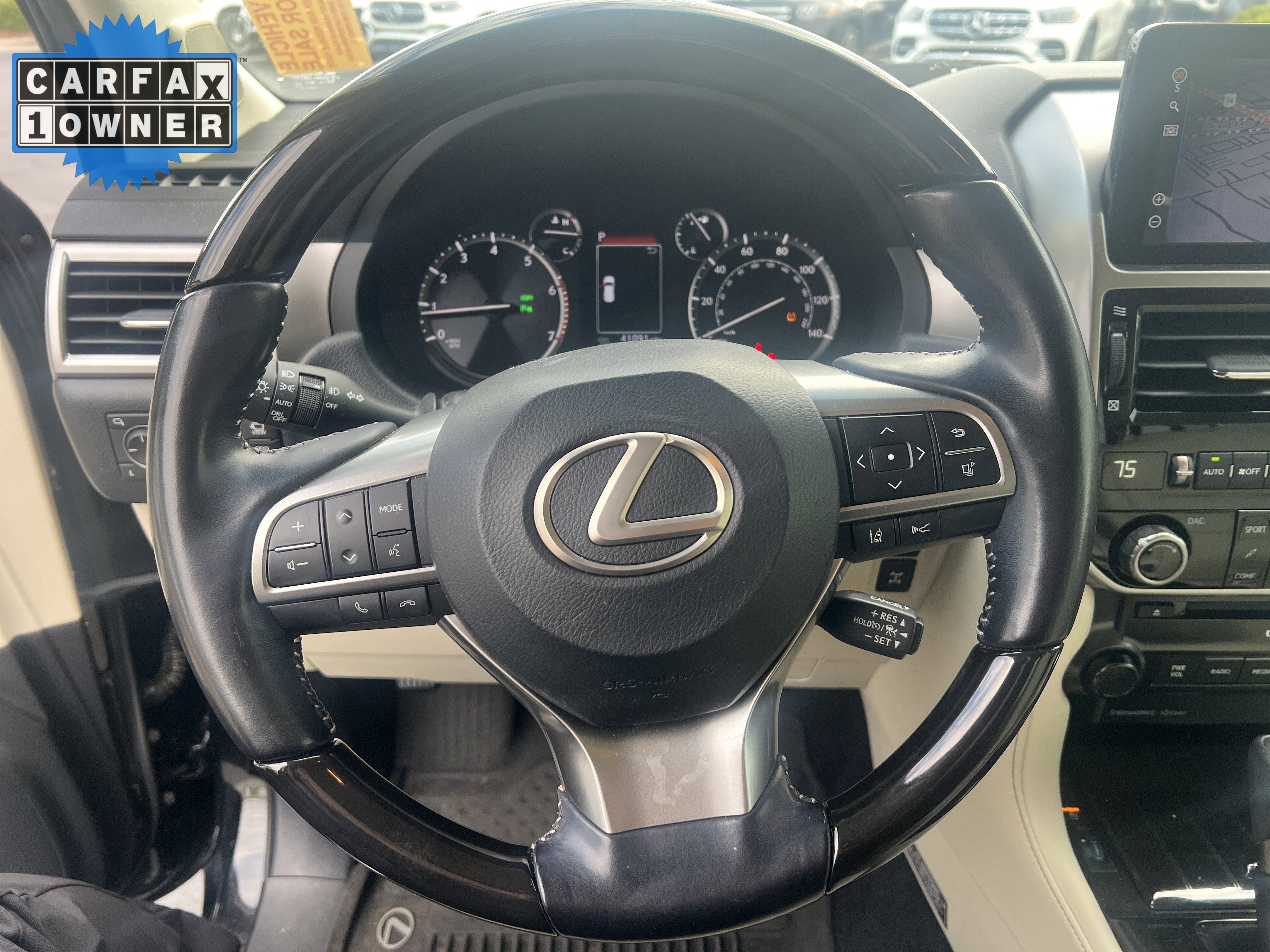 Used 2022 Lexus GX 460 Luxury w/ Accessory Package AWD/4WD image 17