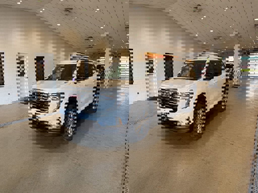 New 2025 GMC Acadia Elevation w/ Elevation Premium Package image 2