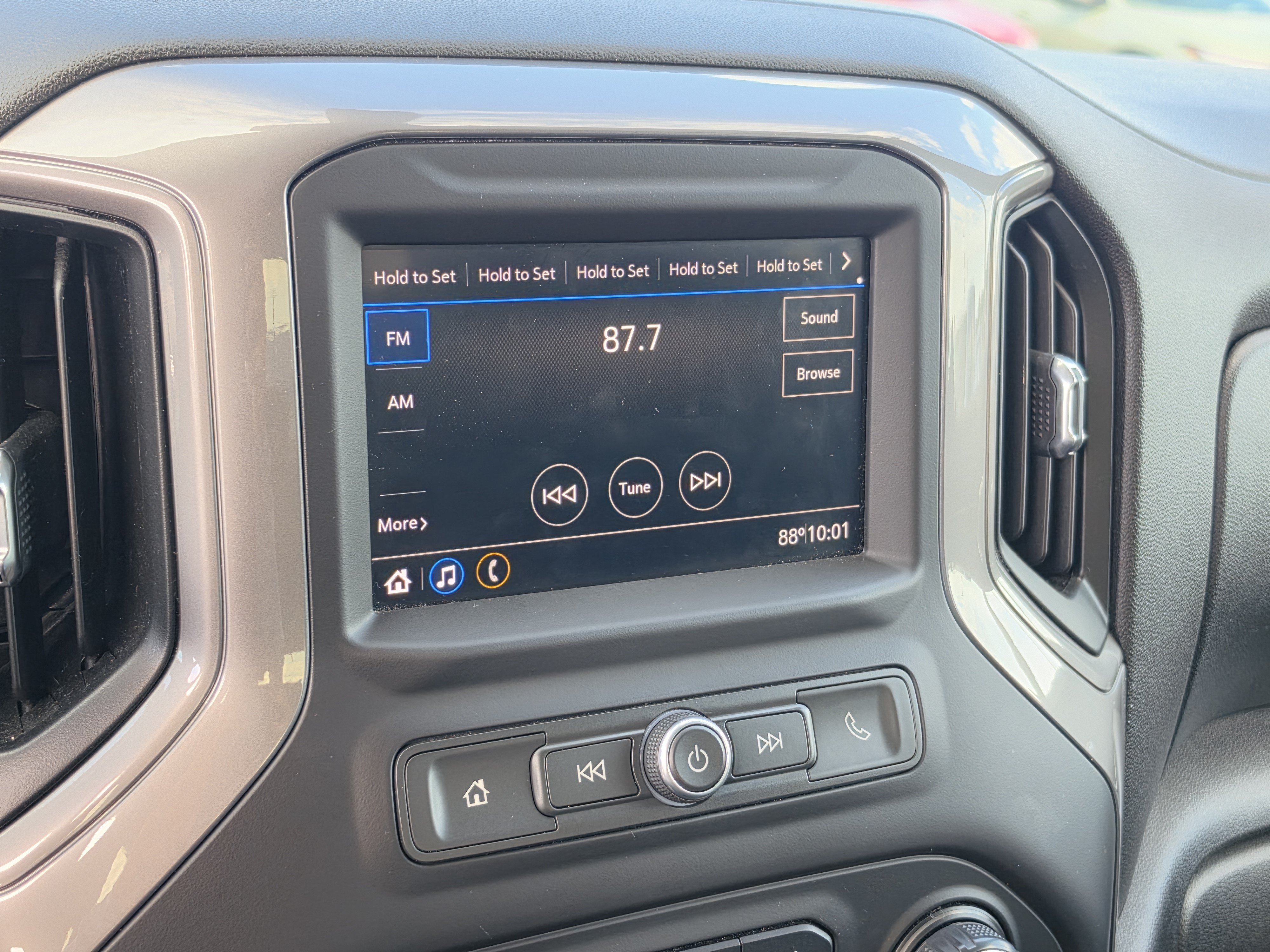 Used 2020 Chevrolet Silverado 1500 Custom Trail Boss w/ Custom Convenience Package AWD/4WD image 21