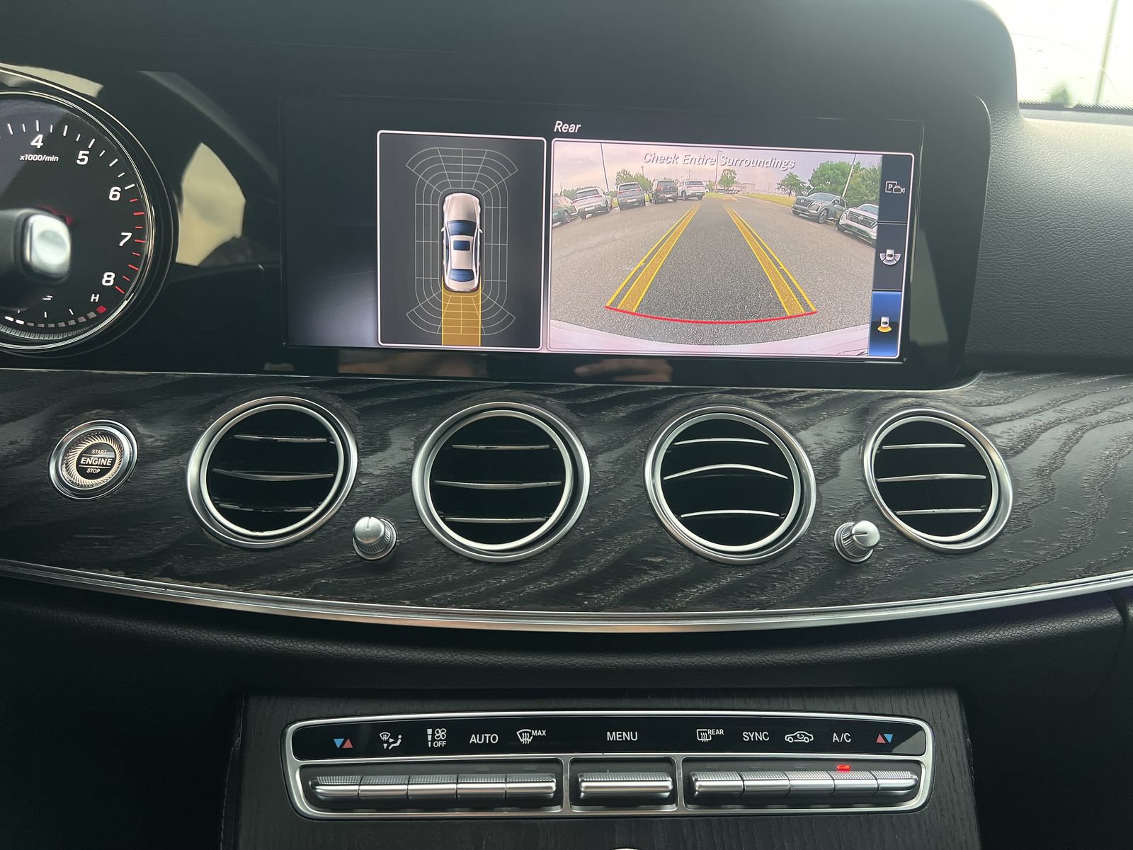 Used 2018 Mercedes-Benz E 300 image 4