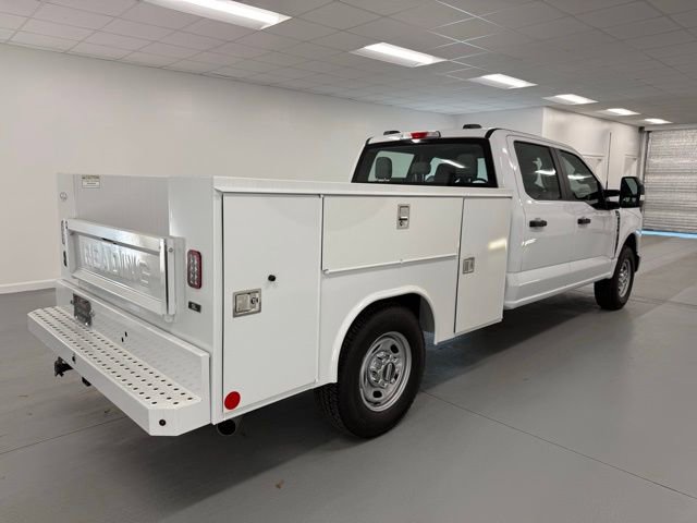 New 2026 Ford F250 XL w/ XL Chrome Package image 6